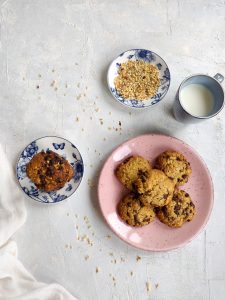 Lire la suite à propos de l’article Cookies noisettes et chocolat